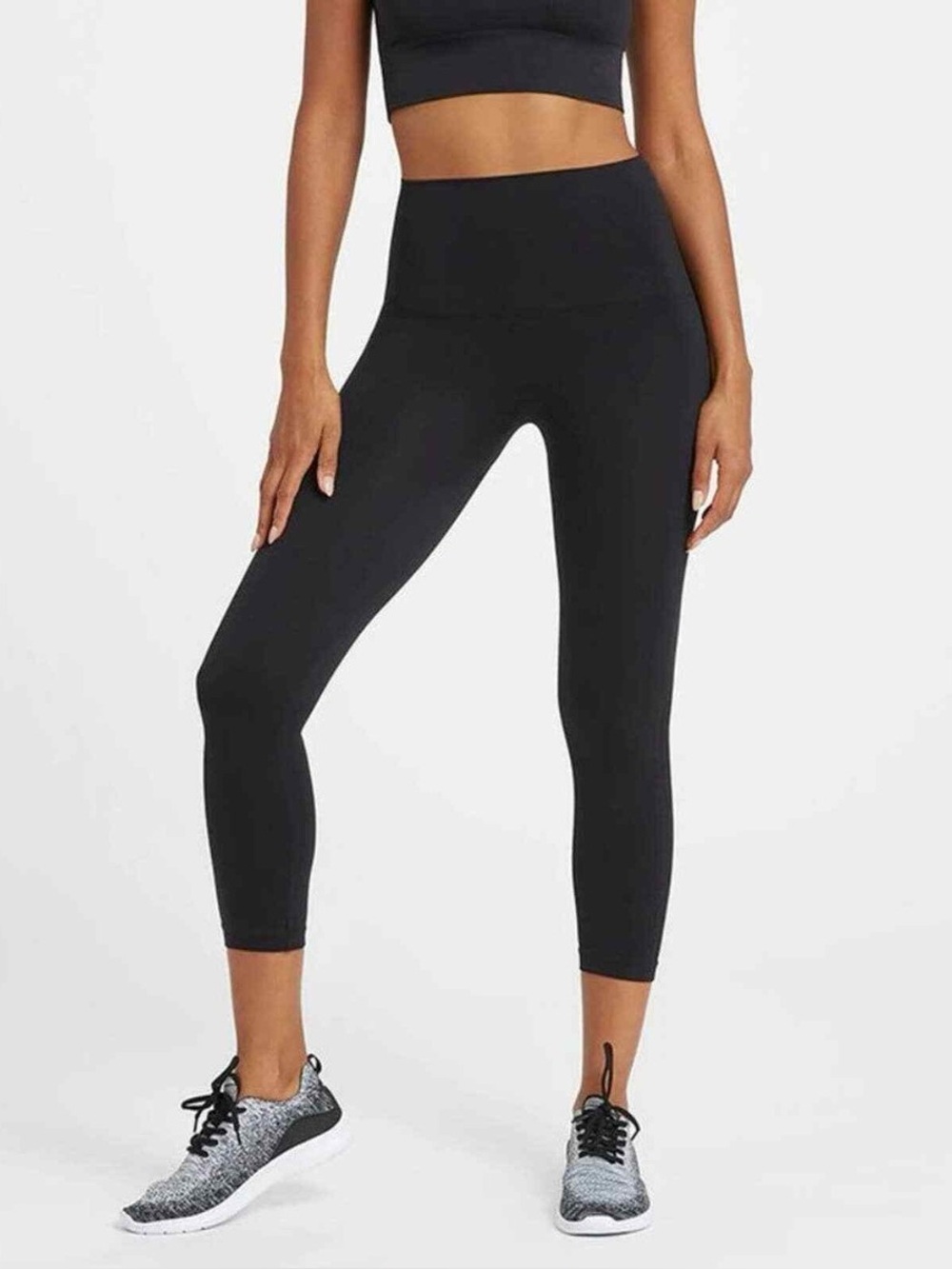 SPANX Look at Me Now Seamless Cropped Leggings